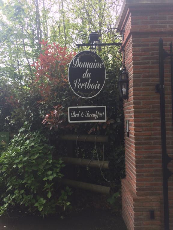 Domaine Du Vertbois La Haye-du-Theil 外观 照片