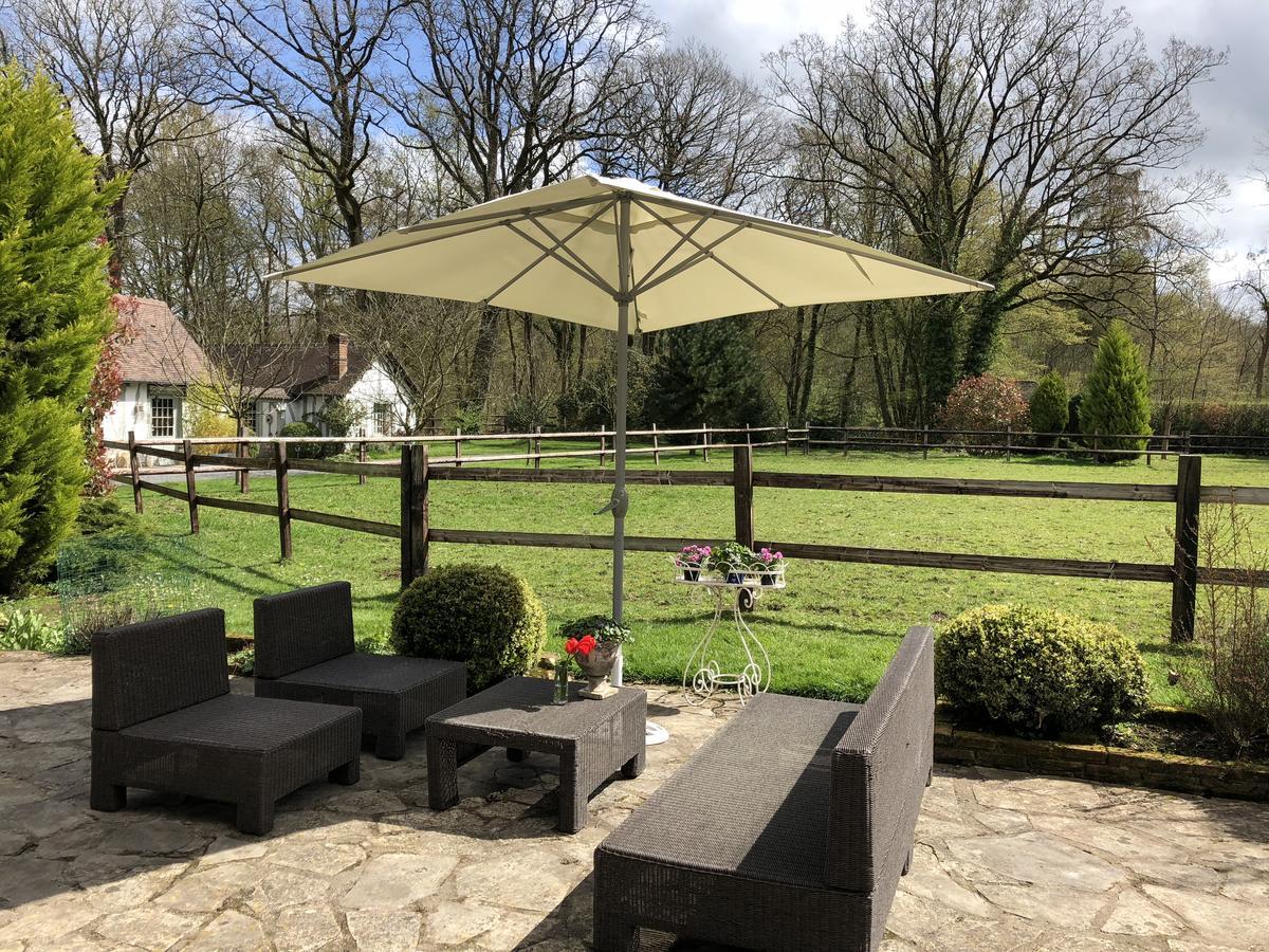 Domaine Du Vertbois La Haye-du-Theil 外观 照片