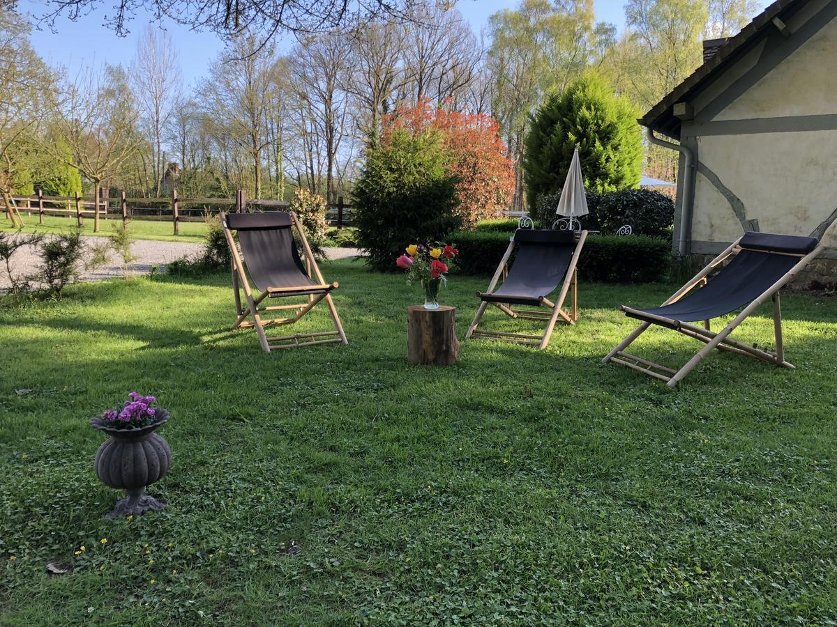 Domaine Du Vertbois La Haye-du-Theil 外观 照片